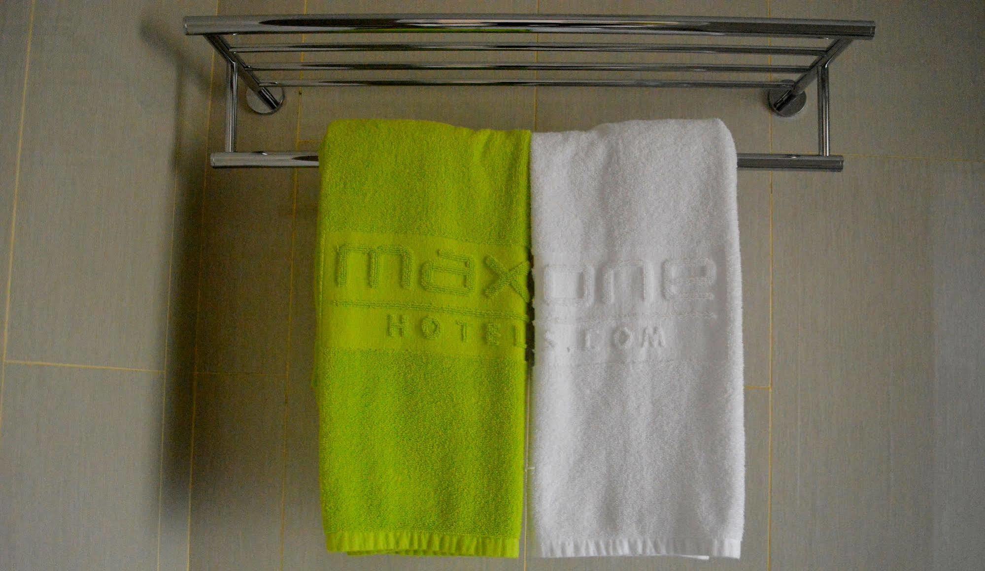 Maxone Signature Glodok Hotel Jakarta